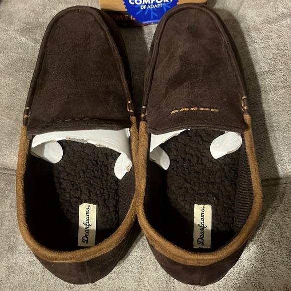 NWT Men's Dearfoam slippers new Large 11-12 in box - Picture 4 of 7